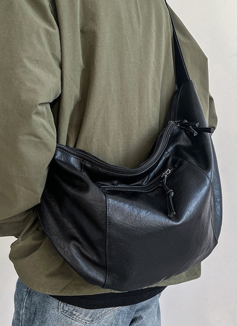 ソフトレザーワンショルダーバッグ BAG302