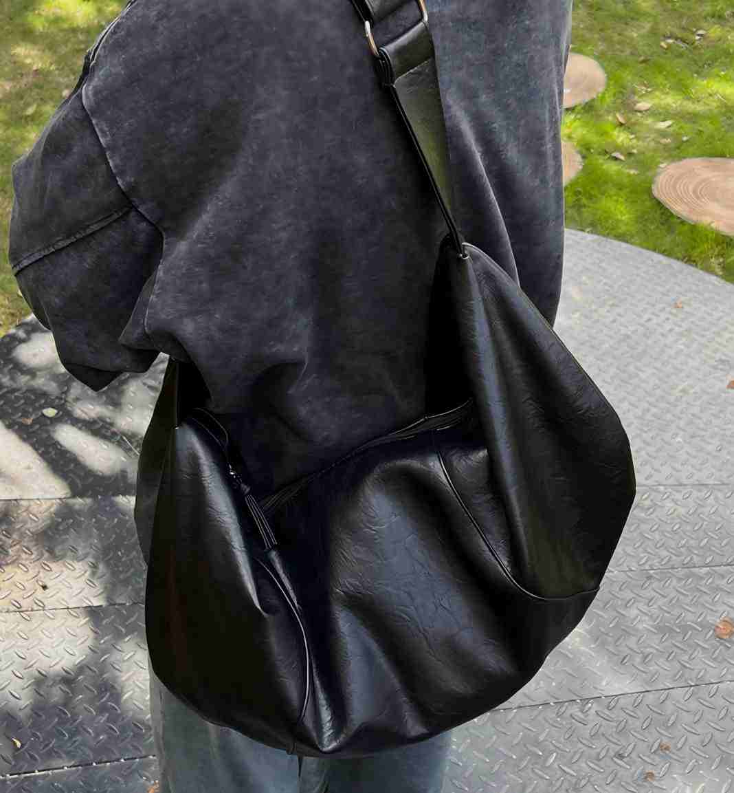 ソフトレザーワンショルダーバッグ BAG302